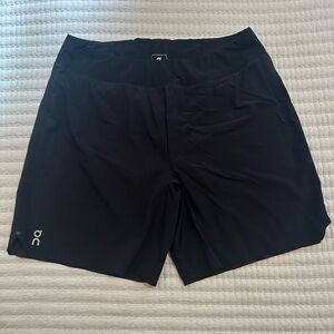 Mens OnCloud running shorts